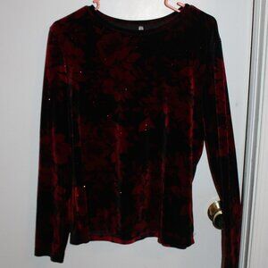 White Stag Crush Black Velvet with Red floral design with sparkles